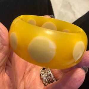 Vintage lucite , injected, dots bangle bracelet, huge shades of yellow